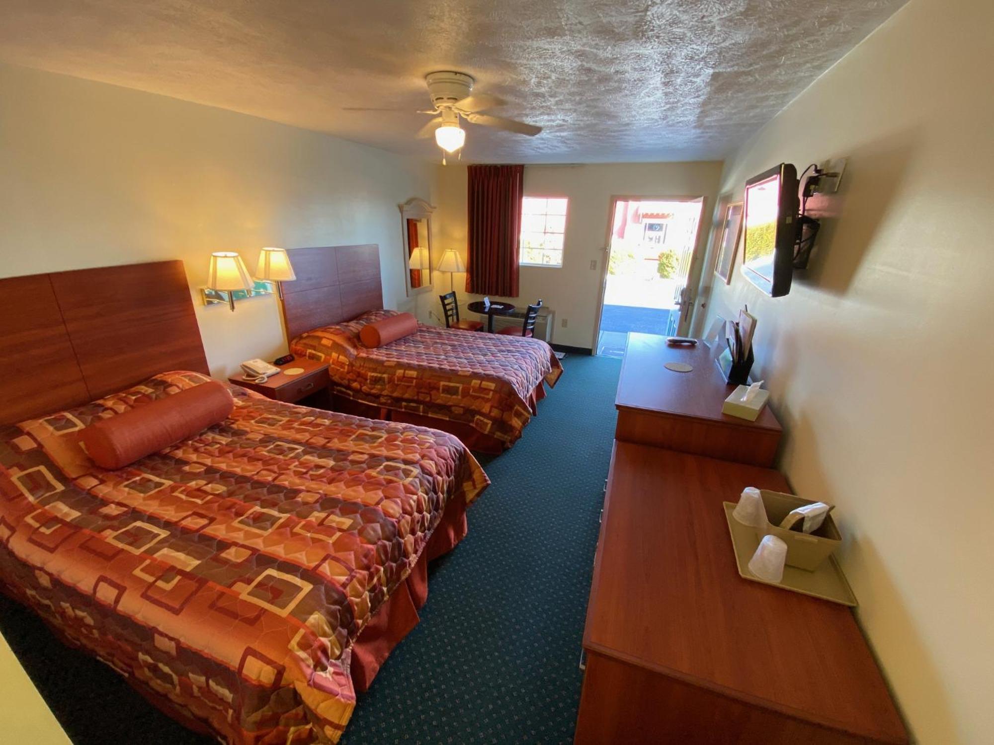 Country Hearth Inn-Union City Room photo